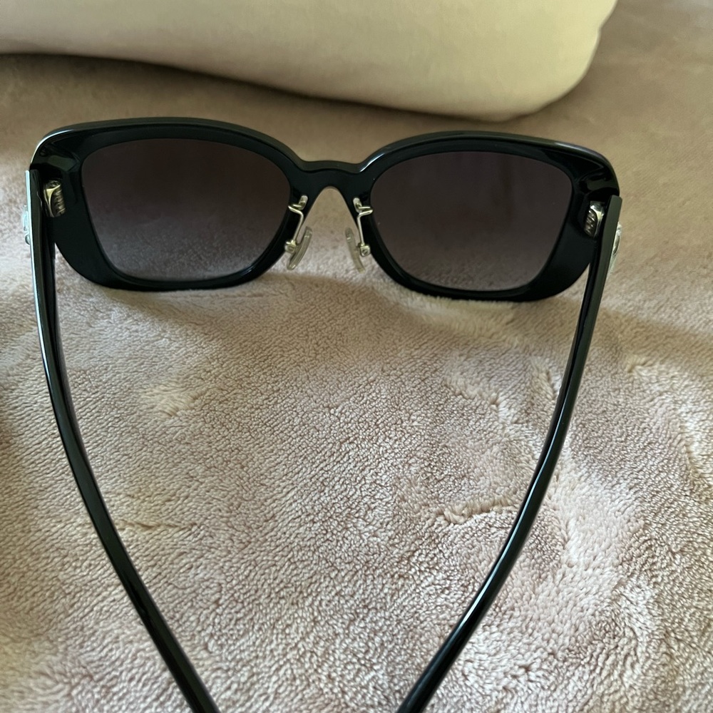 Coach Sunglasses - Picture 6 of 7